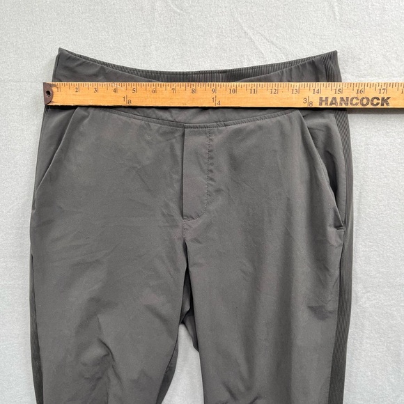Women's Athleta Gray Slouch Pull On Athletic Pants Size 4 - Picture 4 of 10